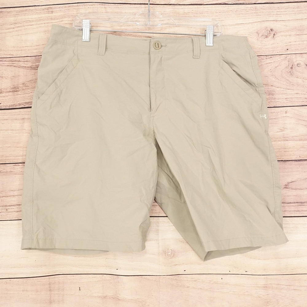 Under Armour Golf Shorts Mens 38 Beige Microfiber 9.5 Inseam Casual